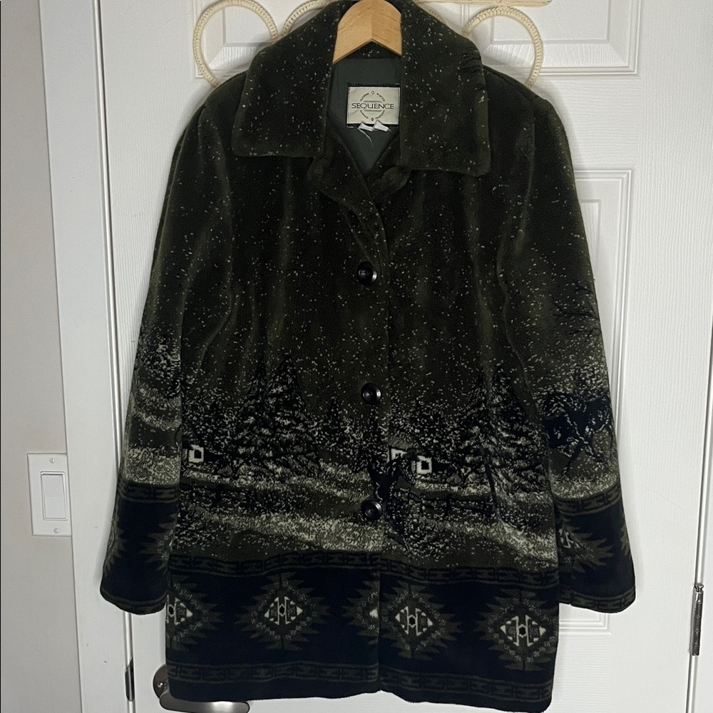 Sequence Women's S or M Green patterned Teddy Jacket winter wonderland horses